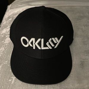 New Oakley SnapBack Hat